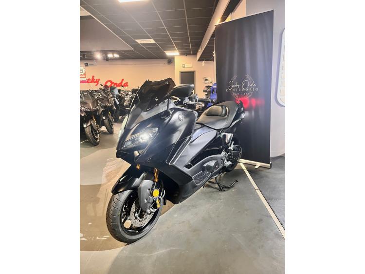 YAMAHA T-MAX 560 TECH MAX 