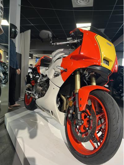 YAMAHA XSR 900 GP