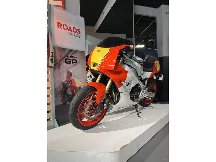 YAMAHA XSR 900 GP