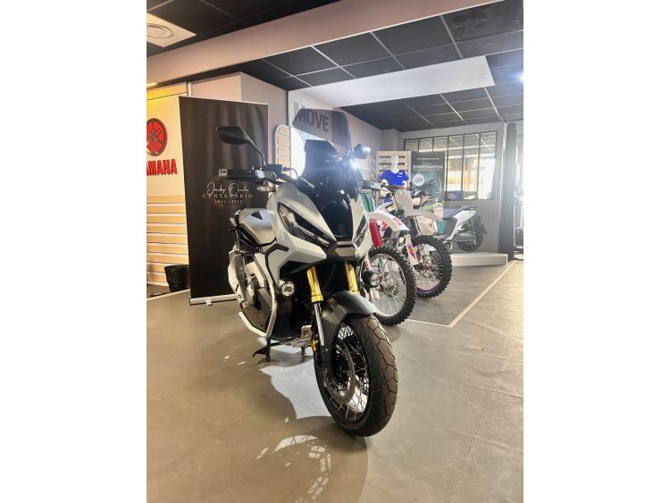 HONDA X-ADV 750 