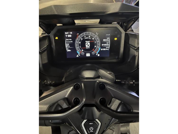 YAMAHA XP T-MAX 560 TECH MAX