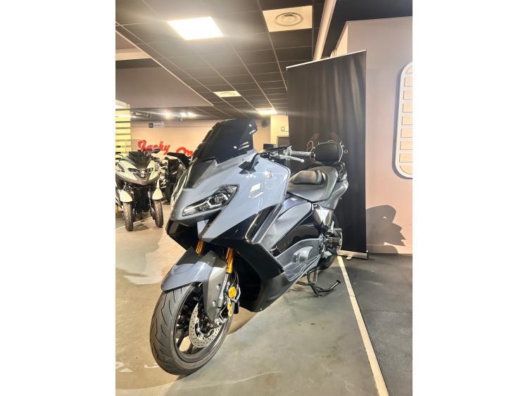 YAMAHA XP T-MAX 560 TECH MAX POWER GREY