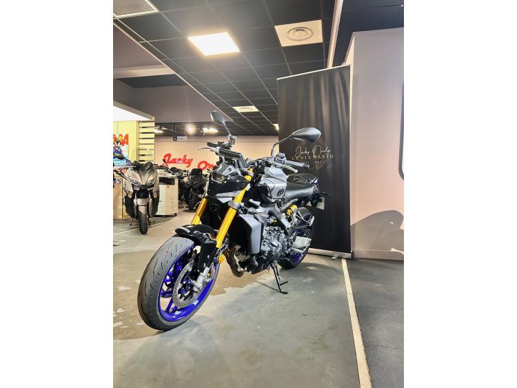 YAMAHA MT-09 SP FULL