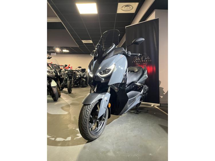 YAMAHA XMAX 125 TECH MAX