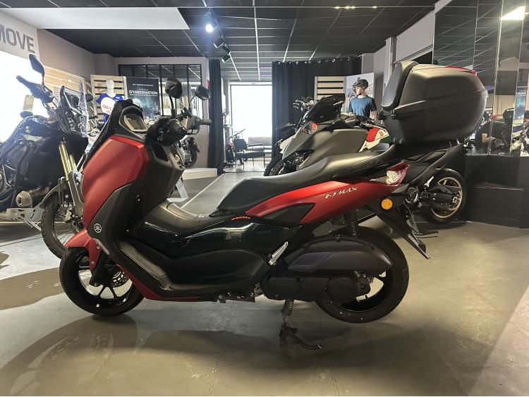 YAMAHA NMAX 125 